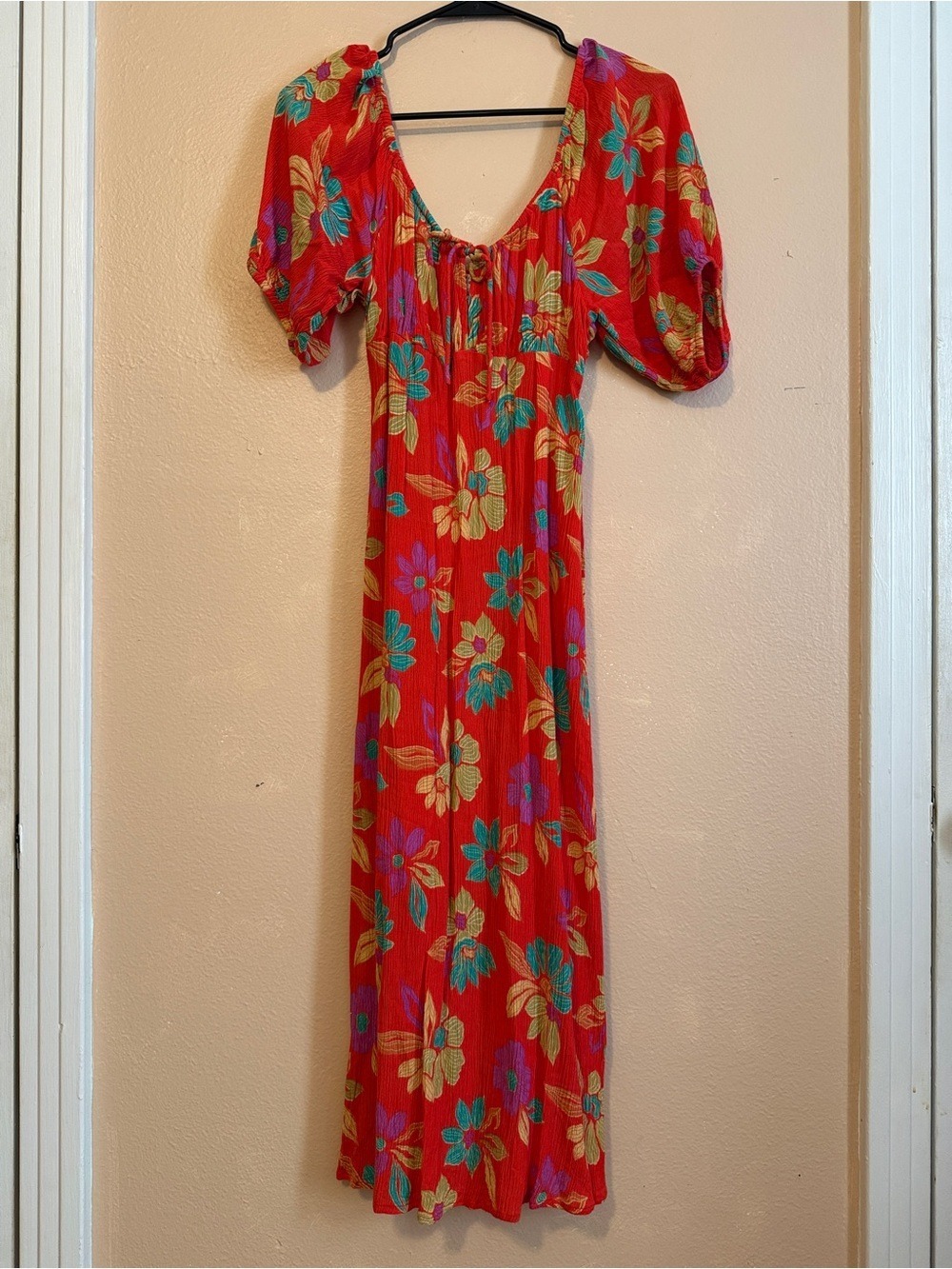 Billabong Red Floral Puff-Sleeve Maxi Dress - Picture 2 of 5